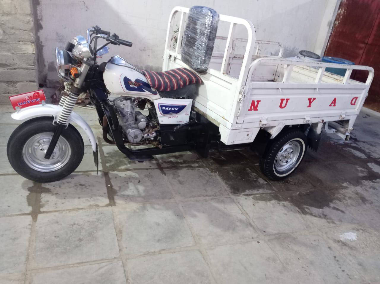 السلام عليكم ستوتة للبيع 2019 مكفولة اوراق أصولية محرك ما مفتوح السعر 1400. مكان الناصرية الغراف. رقم صاحب الستوتة ***********.
