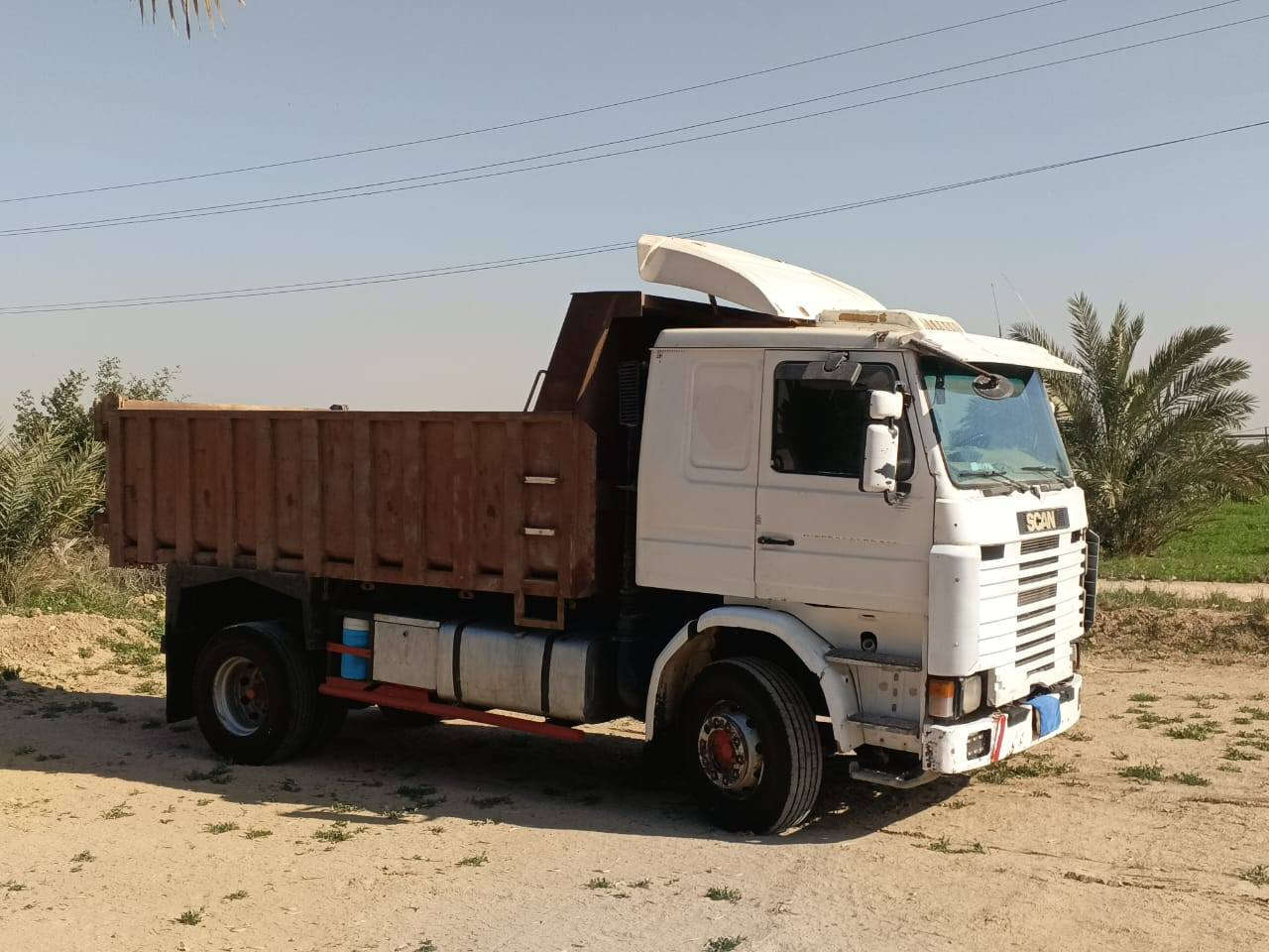 سكانيا ١١٣
رقم ألانبار بسمي
مكينة ١١٣ كير ٥×٥اكسن ٣٦×١١
تخم تاير هوة كهربأيات كامله على الآخر 
سعر ١٥٥$
***********
***********
