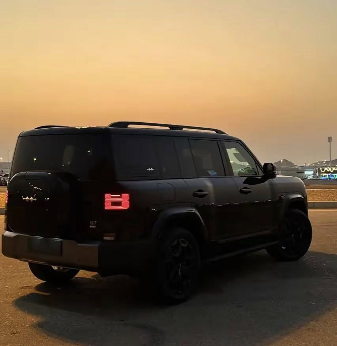 💣 ليوبارد 7 🔥 القوة تلتقي بالفخامة
🚙 SUV دفع رباعي
⚡ هايبرد – أداء قوي وصرفية ممتازة
🛞 جاهزة للطرق الوعرة والسفر
📺 شاشات متطورة + رادار 360
🛋️ داخلية فاخرة ومواصفات عالية
✅ البيع نقد فقط
✅ متوفر جملة
📍 عنوان المعرض:
معارض البياع المدخل الرئيسي، مقابل محطة بنزين خانه – معرض حجي خالد
📞 للاستفسار:
***********
