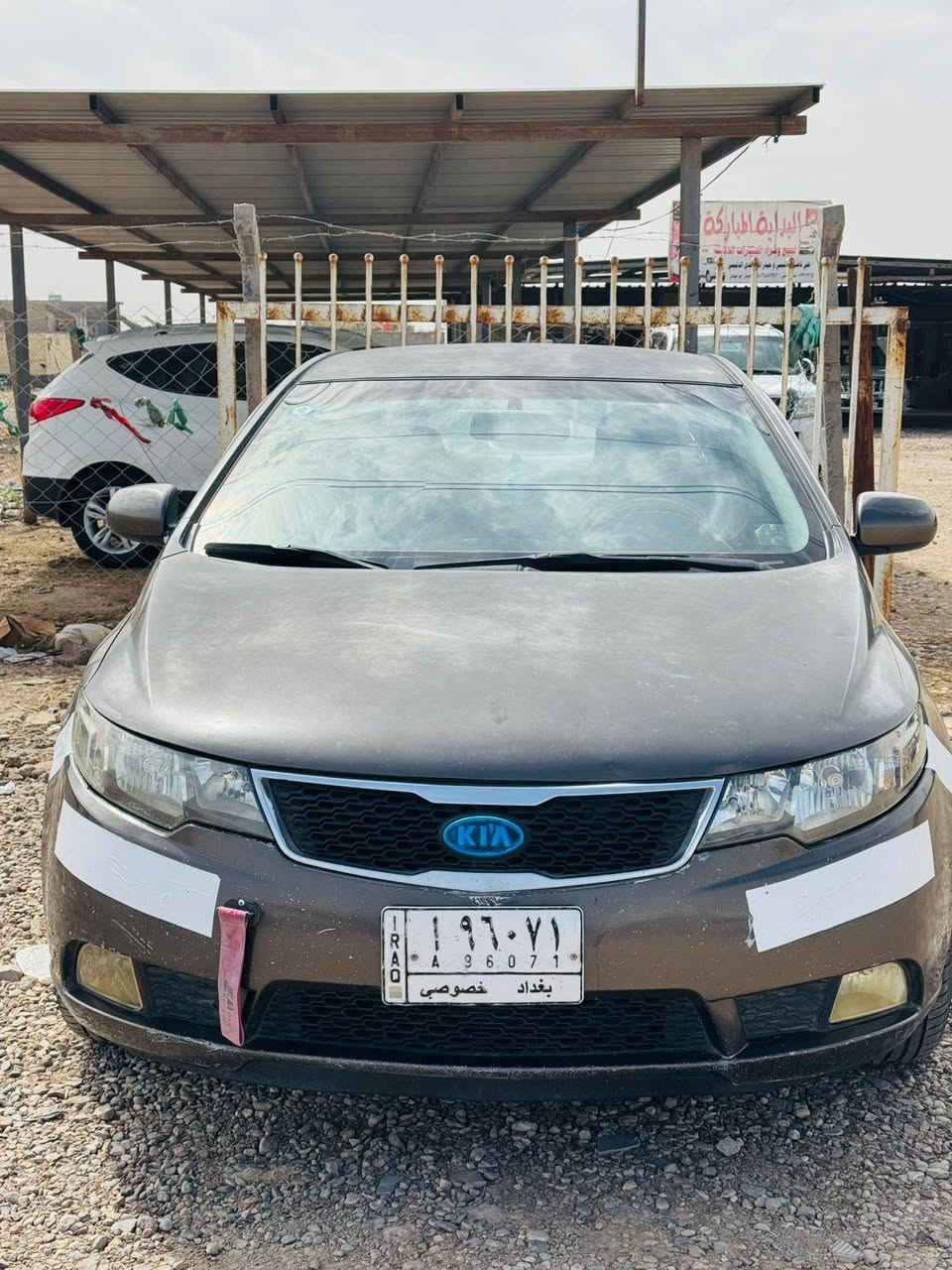 سلام عليكم سيراتو موديل 12 رقم بغداد تحويل بل لاسم موباشر سياره كفاله بيه جراد بس سياره جاهزه محرك وكير وتخم تاير وتبريد جديد جاهزه من كلشي  
اتصل وتدلل ***********
***********
