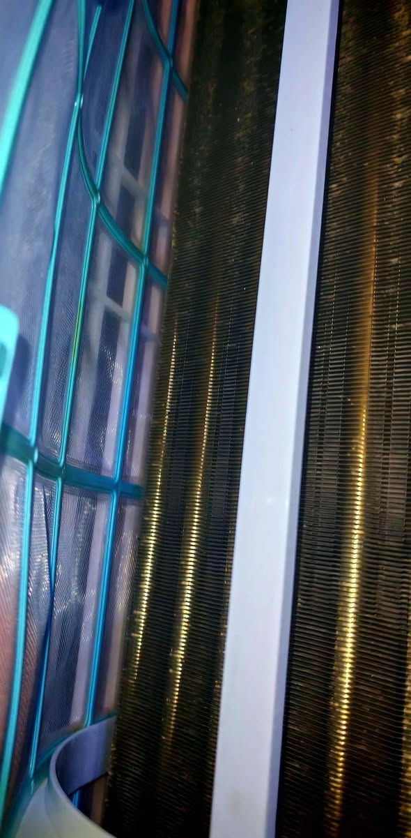 سبلت ميديا طن ونص جديد
مستخدم شهرين فقط كامل ملحقاتة بسعر 475 الف
بي مجال بسيط عنوان البصرة-الجبيلة ***********
