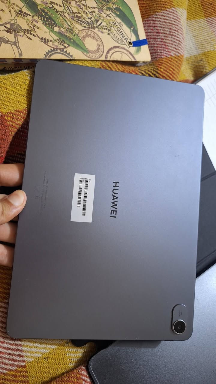 🔥 للبيع — تاب هواوي Huawei ميت باد 11 🔥

تاب نظيف جدًا وحالته ممتازة، استخدام خفيف ومحافظ عليه ✨
مناسب للدراسة، التصفح، مشاهدة الأفلام، والألعاب الخفيفة 📚🎬

✅ شاشة واضحة وحجم ممتاز
✅ بطارية قوية
✅ تصميم أنيق ولون رصاصي فاخر
✅ بدون مشاكل والحمدلله

📍الموقع: النجف _حي جمعية
💰السعر: (خاص)

للمهتم مراسلة خاص 📩


**إذا كنت صاحب هذا الإعلان وتريد حذفه لأي سبب، رجاءا أرسل رسالة إلى الدعم الفني**