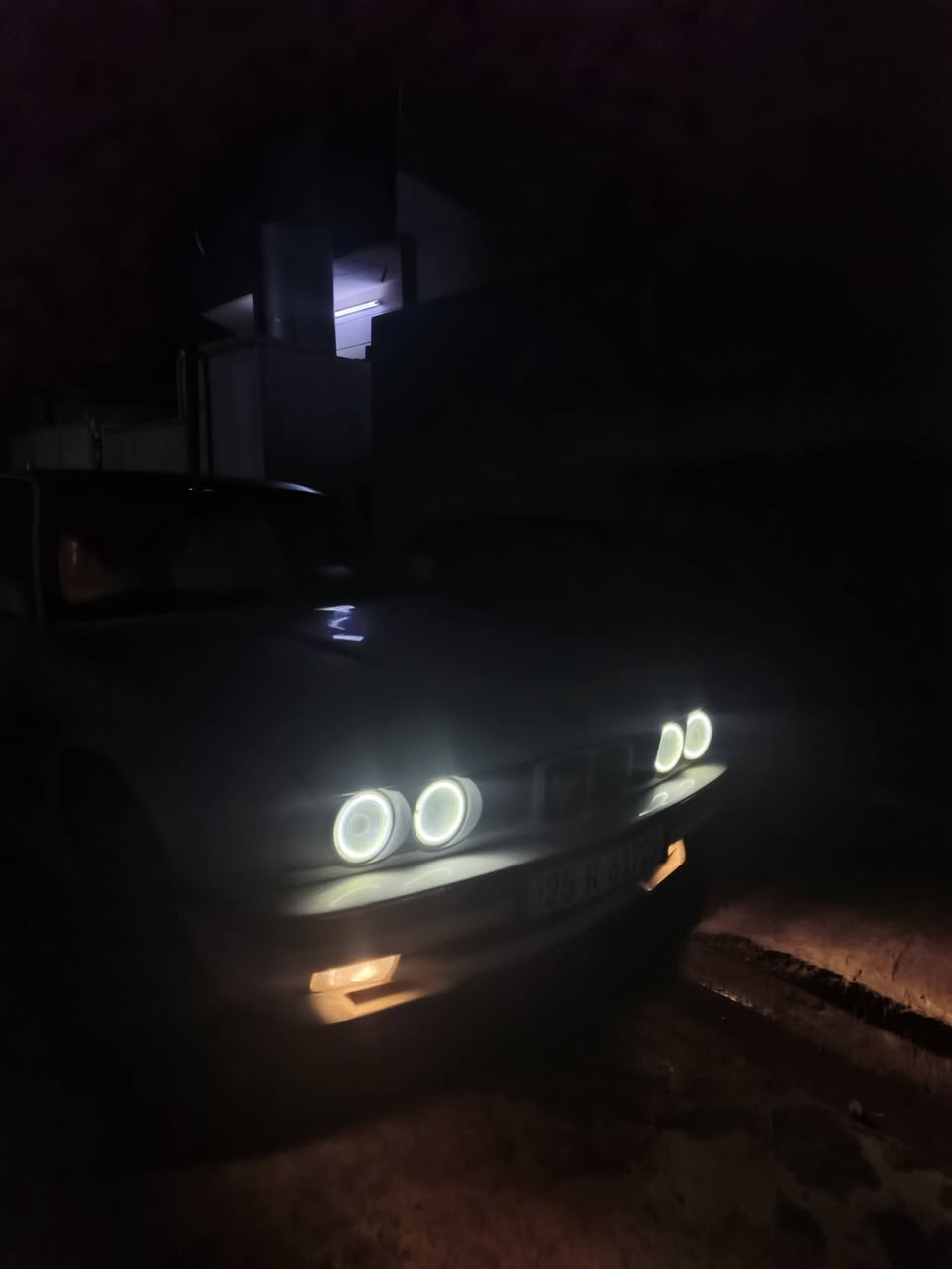 للمراوس فقط حسب القناعه
موديل 91
رقم كركوك
سنويه لل 30
صبغ عام جماليه 
محرك 28 بومه 
بطاقه بانزين موجود 
تريد تحويل تريد وكاله


**إذا كنت صاحب هذا الإعلان وتريد حذفه لأي سبب، رجاءا أرسل رسالة إلى الدعم الفني**