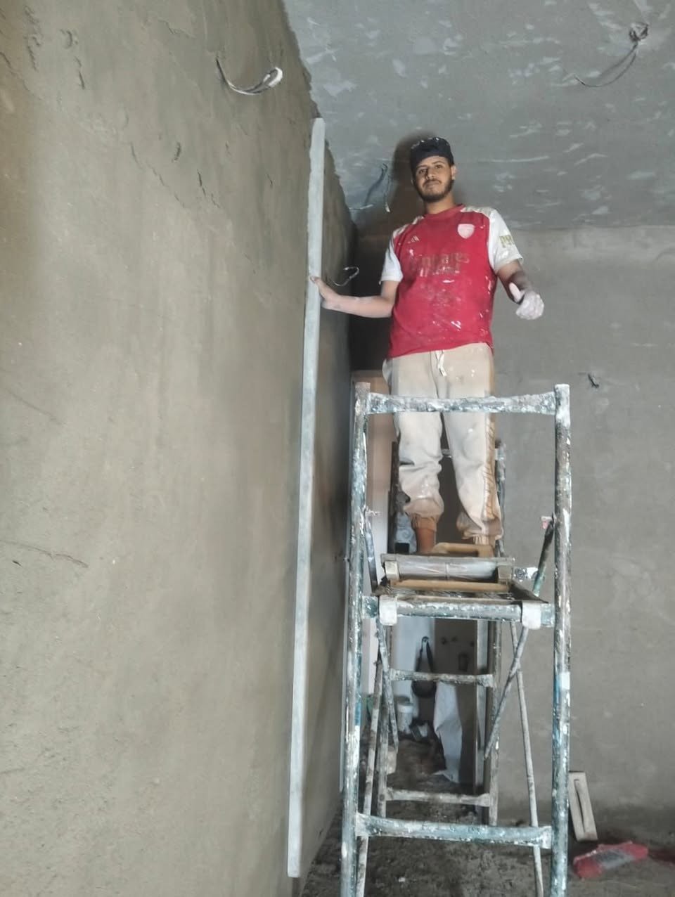 خلفه لبخ اسمنت مصري درجه اولى بغداد الغدير ***********
