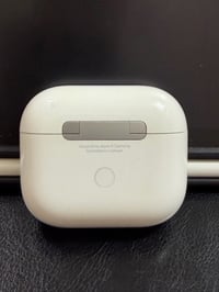 سماعات ابل ايربود AirPods (3rd Generation) اصدار ٢٠٢١ ،مستخدمة و متواف...