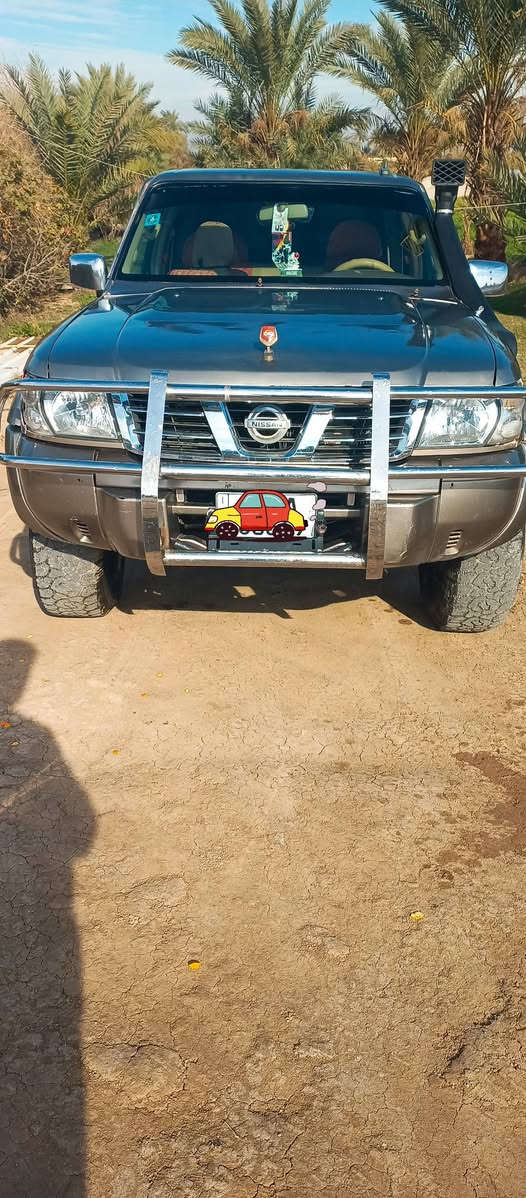 سلام عليكم من رخصه مدير لكروب نيسان سوبر سفاري موديل 98 كاز مصبوغه عام محرك كير اكسلات شغال دفلوك بوصله جام كهرباء كشن  كهرباء فتحه  كير عدي لو كير  شغال مواصفات سوبر سفاري معروفه سعر خاص ***********
