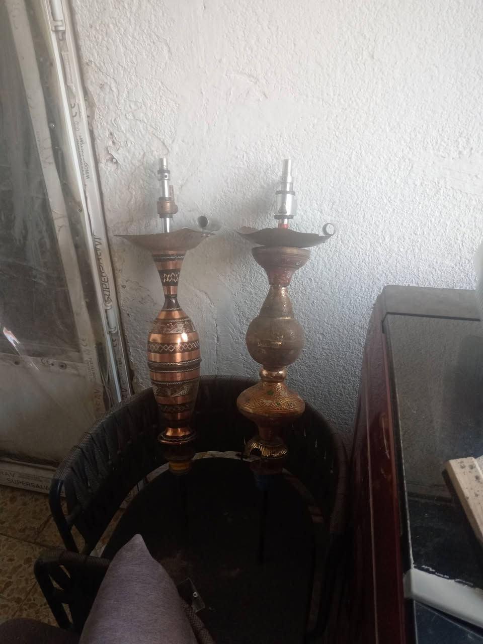 من رخصة الادمن نراكيل طه عدد 11 للبيع وقمجيات عدد 40 وروس عدد 30 وميز نراكيل مرمر  للاستفسار
***********
***********
