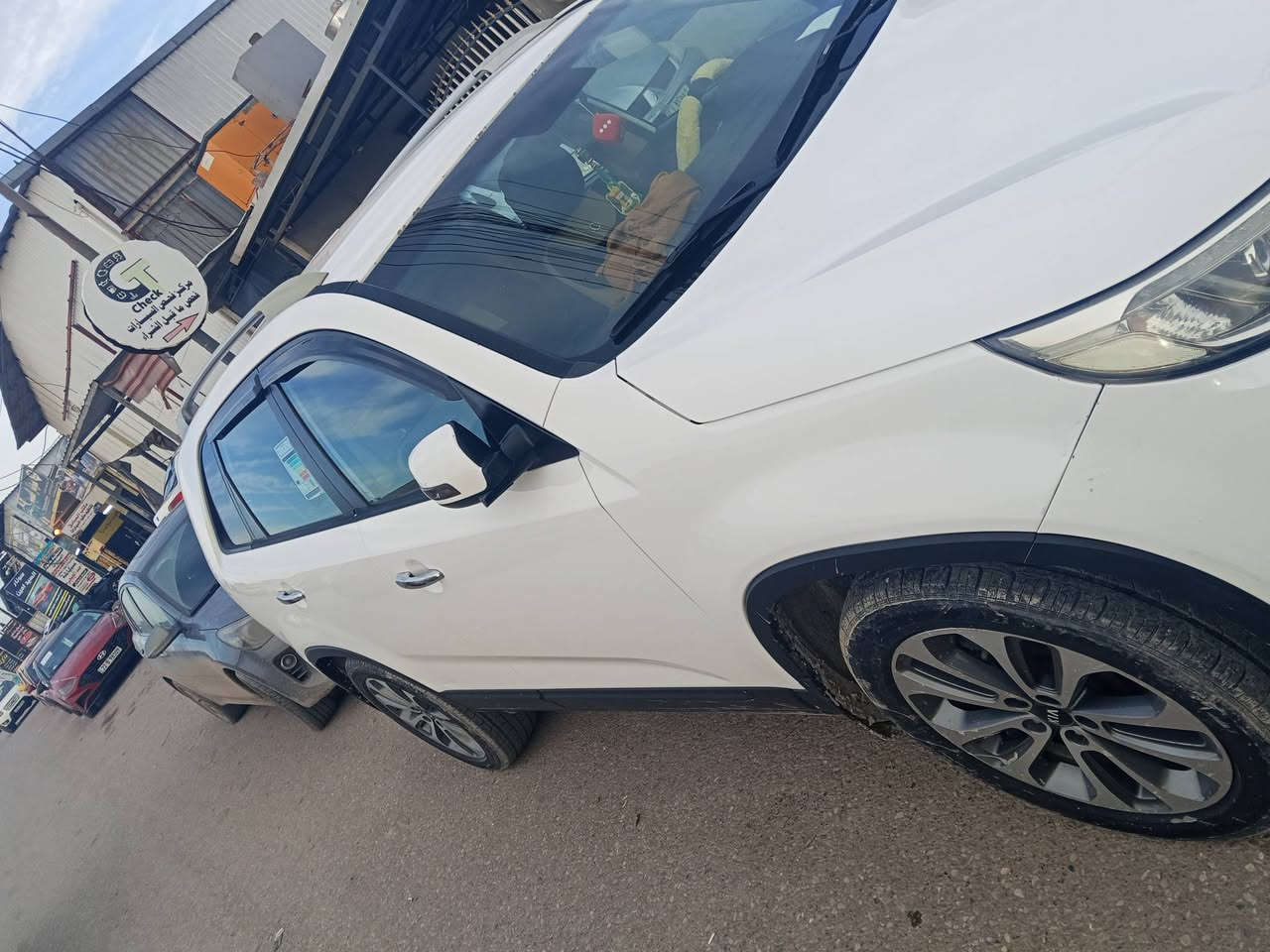 سورنتو 2015 خليجي مكفولة كفالة عامه بدون صبغ فقط تعديل بارد بالبوند. رقم اربيل سنوية هزه جديد تحويل شرط
سعر178 وببها مجال
***********
