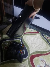 اكس بوكس 360الله شاهد جديد كارتونا ويا جوستك واحد  مو شراي لا تكسر بي ...