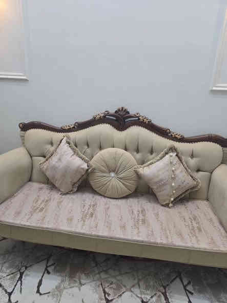 تخم خشب زان عشر مقاعد مكاني دولعي  سعر مليون ٢٥٠ للاتصالات ***********
