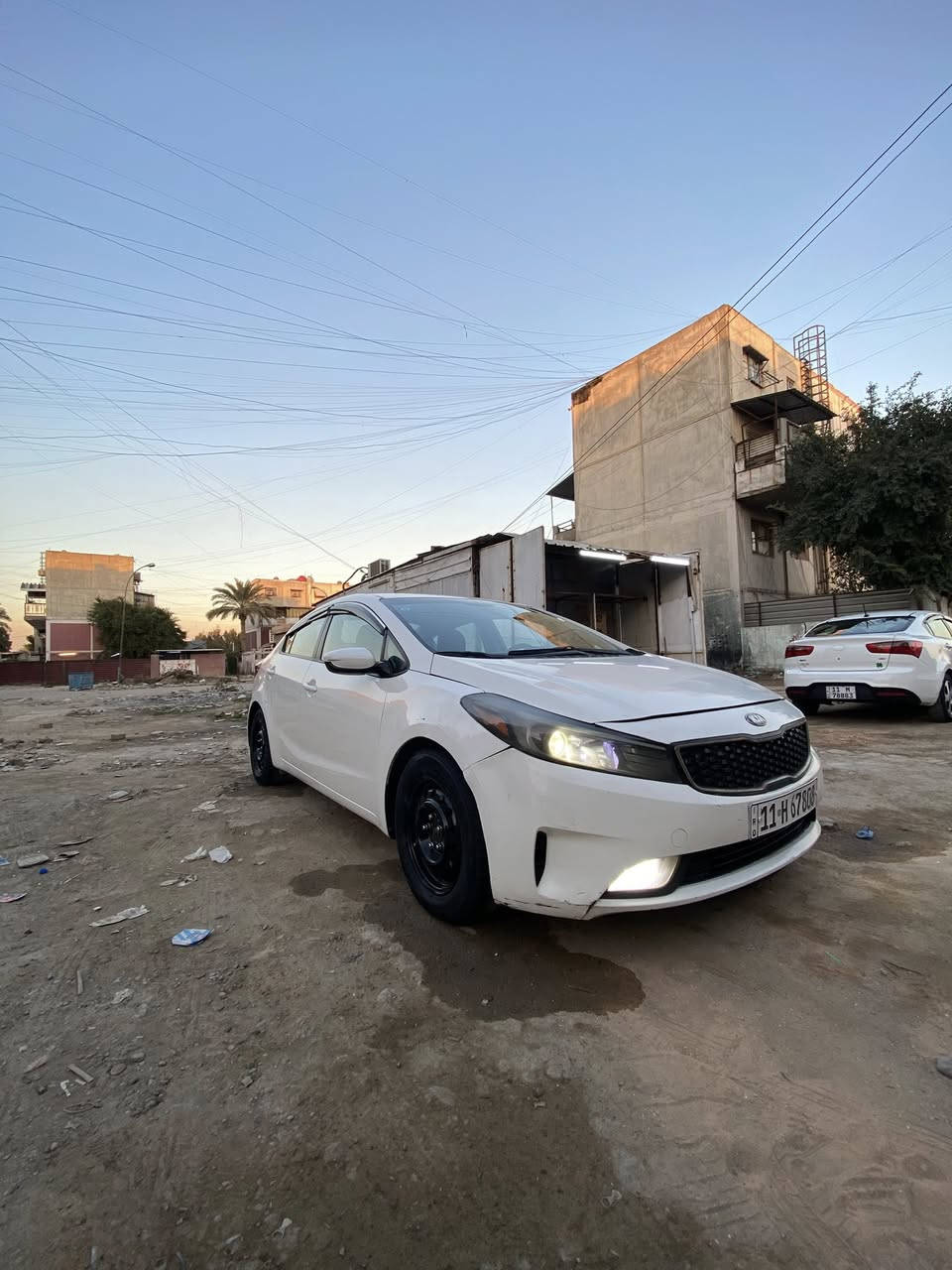 السلام عليكم
للبيع كيا فورتي ٢٠١٧ وارد أمريكي كلين بدون حادث سرقة بنيد فقط كير مكينة تبريد صدر تخم تاير كله جديد السيارة جديد وباسمي تحويل ثاني يوم *********** مكاني بغداد الدورة عارضها ب ١٣٠ بيها مجال
