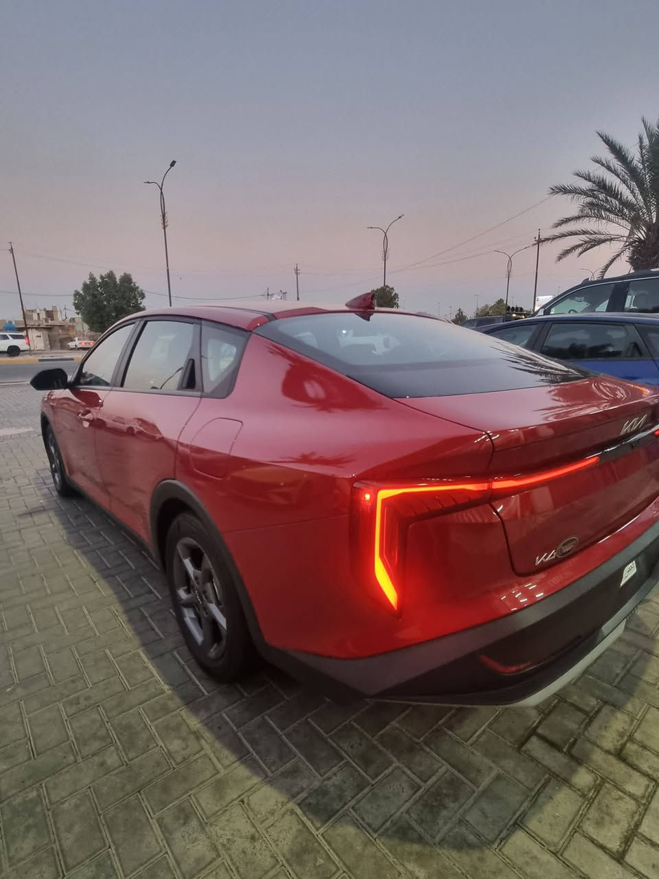 السلام عليكم
كيا K 4 وارد_امريكي 2025
مواصفات نصف فول LX
السيارة بدون رقم السعر(175$)
هاتف(***********)
