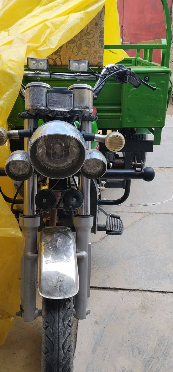 ستوتة كربلائية نضيفة كلش  23 رقم وسنوية باقي اتروح تستلمه كهربائيات كلهه شغاله مال بيت وياهه محجر درجة اولى مرتب  اريدهه ب 3 وربع وبيها مجال قليل البصرة حيانيه ***********
