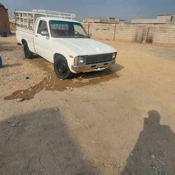 السلام عليكم بيكم حبل مصقط كير ومحرك شرط صدر جديد تخم تاير نص عمر كهربائيات كلهة شغالة جمات تصعد وتنزل سيارة جاهزة نكره سلف كشر وقرفة حلوات السعر ١٠اوراق وبيهة مجال قليل مكان السيارة العلم قريت الربيضة ***********
