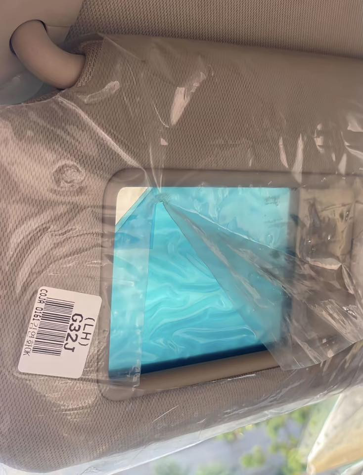 اللهم صل على محمد وال محمد
بيع فقط ونقدا 
للبيع كيا سورنتو استيراد الشركه الدوليه العراقيه خليجي ع ايدي من شركه ماخذها زيرو بوقتها 2015  وضليت محافظ عليها عندي وعلى ايد وحده 
ماشيه 34 الف حقيقي ع ايدي  سنويه جديده رقم دولي جديد بسمي شخصيا بغداد  
مواصفات سياره ٦ سلندر ٧ راكب ٣ قطع تبريد كراسي كهرباء وجلد كامرا خلفيه حساسات اماميه وخلفيه شاشه وسطيه لد امامي وخلفي تبريد بيانو مري شفط اشاير بالمري داخل صاج وبعد بيهه هواي مواصفات شرط محرك حجم ٣٥٠٠ سياره ع وضع شركه 
جديده جدا كفاله عامه من ضربه وصبغ وبارد سياره وضع الشركه 
ونضيفه جدا احلى من صور سبير منازل كتلوكات الشركه بيهه للاستفسار 
***********
مكاني بغداد 
الشراي يتصل ويدلل
