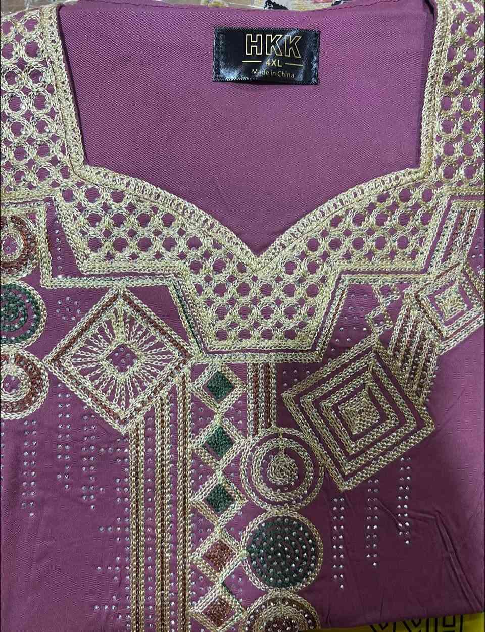 مخور رمضاني
مشغوله بالكامل بالصدر والردن ثلاث ارباع 
متوفرة بألوان6
والقياس من L-xL-xxL-xxxL-4xl-5xl
يلبس وزن70 فوووق 
يتوفر توصيل لجميع محافظات العراق 🇮🇶 
للطلب والاستفسار مراسلتنا 
#العراق #مخور #رمضان


**إذا كنت صاحب هذا الإعلان وتريد حذفه لأي سبب، رجاءا أرسل رسالة إلى الدعم الفني**