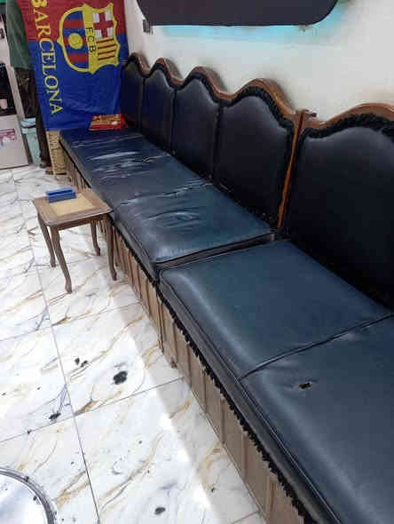 السلام عليكم تخم لبيع 7مقاعد 
المكان النجف حي ميسان السعر 200وبي مجال 
***********
