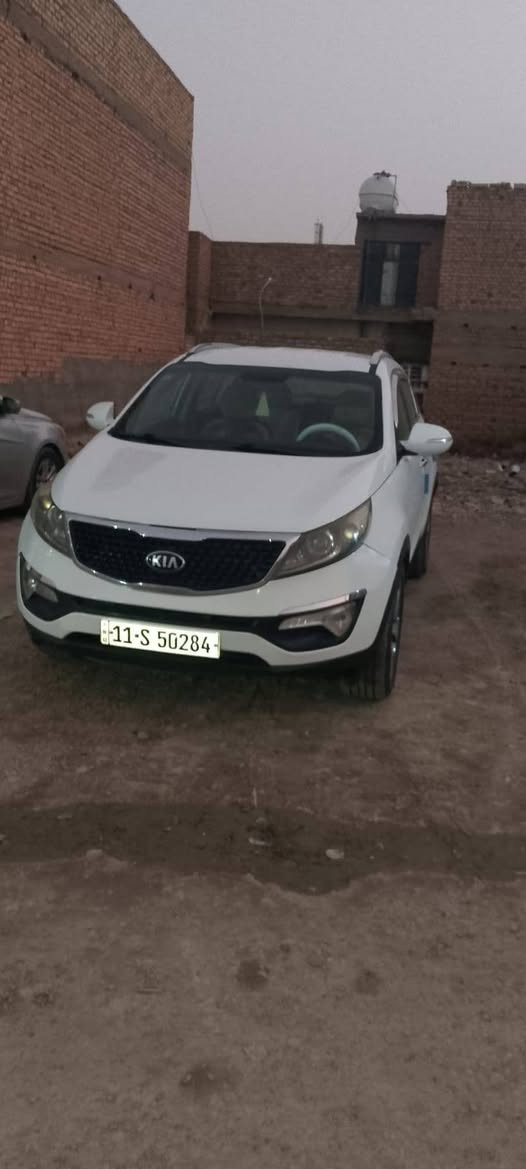 السلام عليكم كيه سبورتج 2011 وارد خليجي بيها صبغ حزام بدون دواخل شرط وهذا سونار موجود بالمنشور رقم بغداد نكليزي سنوية وهزه جديده مكانها بغداد السعر 120 مكينه وكير وتبريد وتخم تاير جاهزه للاتصال ***********
