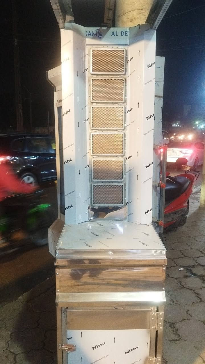 السلام عليكم 

غراض للبيع نظيفات جداا 

شوايه كص 6عيون نظيفه جدا 

عجانه ام الكيس نظيفه جدا وشغاله 

***********
***********
