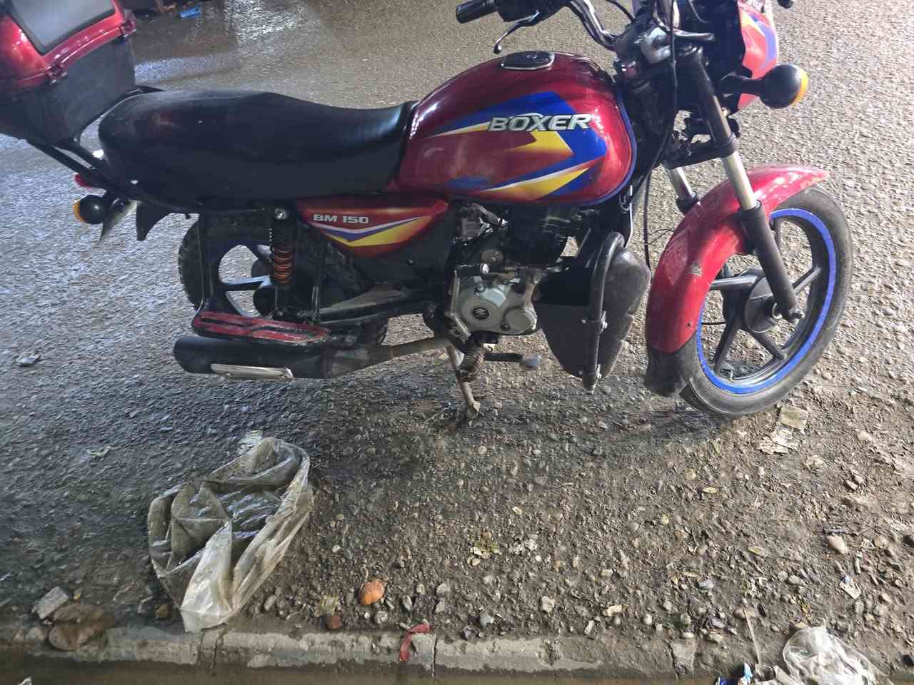 بوكسر موديل 2021
مرقمه انكليزي
هزه جديده تحويل ثاني يوم
دراجه مكفوله كفاله عامه
سعرها خاص 
مكاني بعقوبه خرنابات
شراي يتصل
***********
