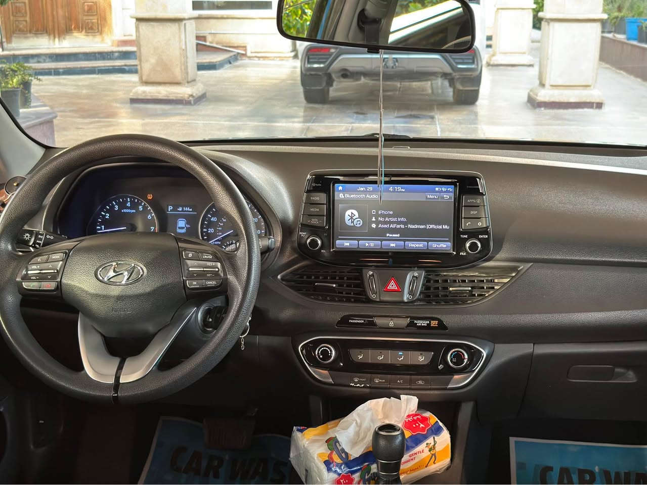 السلام عليكم للبيع هونداي النترا جيتي رياضي 2018 وارد امريكي ضرر بسيط فقط جاملغ خلفي ضربه امريكه  وصبغ جاملغ خلفي وبيبان ثنين شرط بدون معجون بدون دواخل وتوجد رصعه بل قماره اثر تحميل نصبغن عدي اثر شخط وتجي تفحص وشوف محرك تم صيانه يم مركز اربي ام وبعده بضمان ست اشهر كير تبريد صدر سياره جديده لوك ماشيه 83 الف رقم بغداد سنويه رقم جديد بسمي سعرها 100  وبيها مجال بسيط جدا واي استفسار الاتصال  *********** بغداد, العراق
