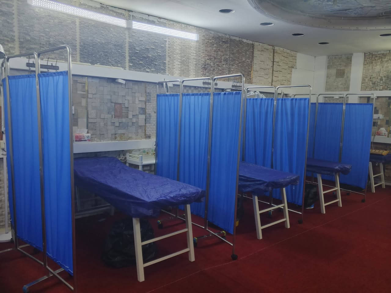 🏥 افتتاح الفرع الثاني لمركز الصدرين للحجامة والعلاج الطبيعي
بفضل ثقتكم المستمرة، تم افتتاح فرعنا الثاني لخدمتكم وتوفير أفضل خدمات العلاج الطبيعي والحجامة بالقرب منكم.
🎉 بمناسبة الافتتاح تم إطلاق خصومات وعروض خاصة على أغلب الخدمات لفترة محدودة.
✅ الحجامة الإسلامية
✅ المساج العلاجي والاسترخائي
✅ العلاج الطبيعي
✅ التحفيز والعلاج الفيزيائي
✅ جلسات متخصصة لآلام الظهر والمفاصل والعضلات
📍 الفرع الثاني: حي الوفاء – قرب مأكولات سنونو
📞 للحجز والاستفسار: ***********
***********
🔥 اغتنم فرصة الخصومات الحالية واحجز موعدك الآن.
🌿 راحتك وصحتك تبدأ بخطوة... ونحن هنا لمساعدتك على استعادة نشاطك وحيويتك.
#مركز_الصدرين #الفرع_الثاني #خصومات #الحجامة #العلاج_الطبيعي #المساج_العلاجي #حي_الوفاء #النجف
