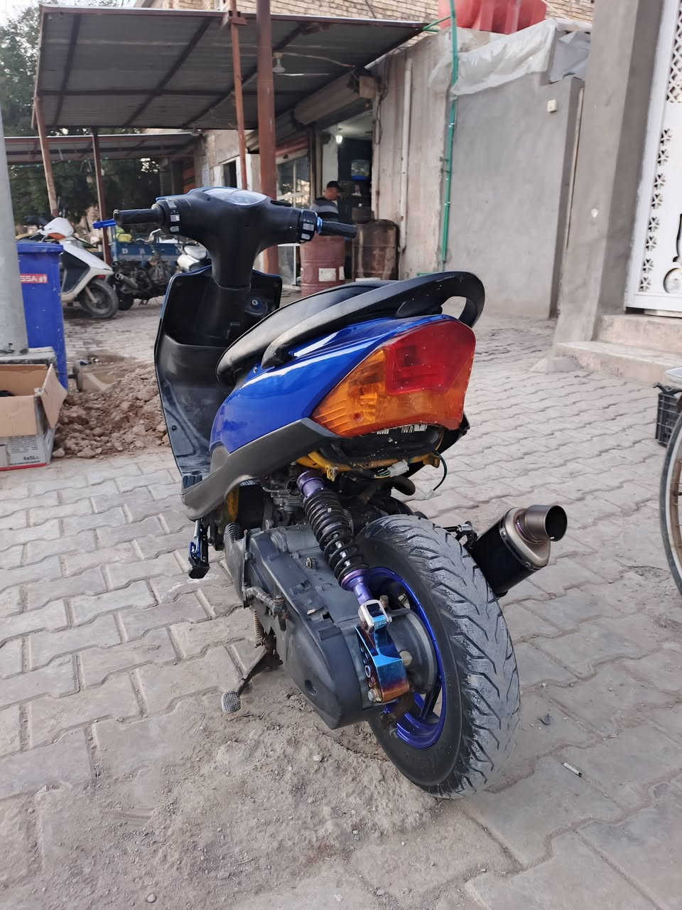 ماكس مزود للبيع او مراوس بسكنس
ماكس شرط نضافة كهربائيات كلها شغالة حتة دشبول شغال عداد شغال كلة شغال اشاير لايتات عالي ناصي ويالة رياضي شيال توبو وبيها باك فاير حاط بلك بل صالنصة يعني تشبع ونسة ورحمت والدين دبل امامي قزم يعني تونس بل نصبة ولي يحط.كدامك طسة نزلة هوة وعشيرتة😂لحد يدخلي خاص ويدوخني ما جاوب خاص ابد دك علي وتعال وطيحلك حتة سعرها كلة وبخصوص الي يكسرون بسعر الحاجة نضيفة اني تعامل وياك بل مثل شما.طيح من سعرها اشيل منها غراض عندي عدة كاملة شي عجبك اشيل افتحلك وتدلل علي 
اسعر:700وبيها مجال للطيبين
العنوان:كوت_زويرجات


**إذا كنت صاحب هذا الإعلان وتريد حذفه لأي سبب، رجاءا أرسل رسالة إلى الدعم الفني**