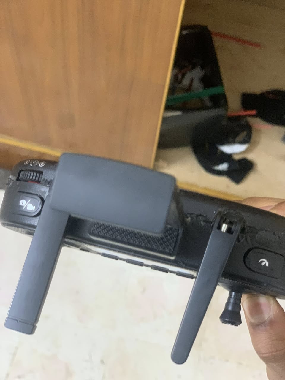 لبيع  سم لدرونL500برورتفاعه ١٢٠فعلي ومده كيلو و٣٠٠متر دقت كأمره K2ملاحضه بس جوستك واكع مني واني سوق دراجه بس رجعت موره سعره اول ما شتريته ١٠٠واني أريده ٧٥الف ملاحضه توصيل ماكو مكاني دوانيه


**إذا كنت صاحب هذا الإعلان وتريد حذفه لأي سبب، رجاءا أرسل رسالة إلى الدعم الفني**