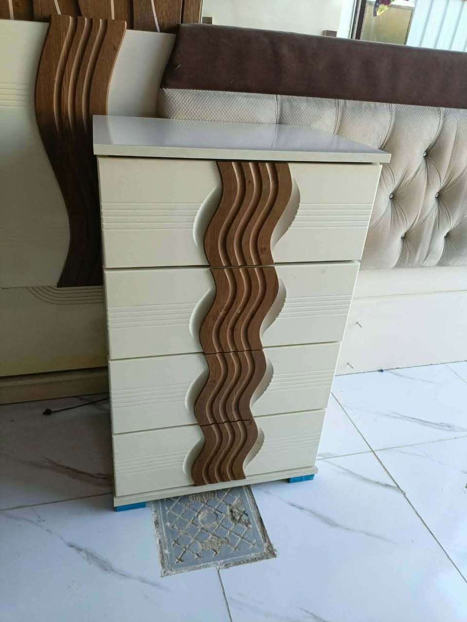 غرفه نوم اخو الجديد نضيف مابيهم اي عيب  شراي تعال خاص عنوان كركوك


**إذا كنت صاحب هذا الإعلان وتريد حذفه لأي سبب، رجاءا أرسل رسالة إلى الدعم الفني**