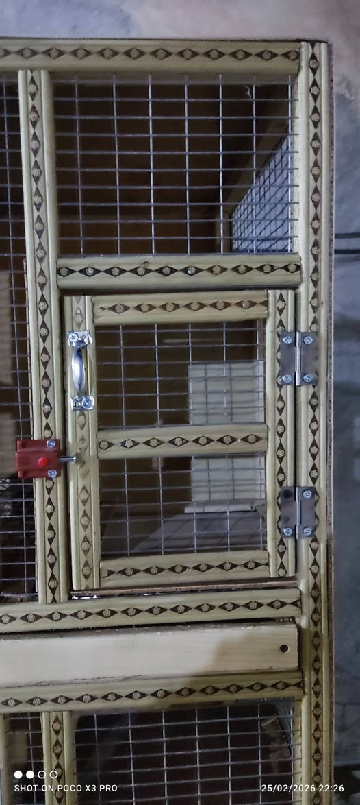 خانات الطيور حسب الطلب ***********
خانات ام 3 رتفاع الخانه 50 الواجهة 90 النزال 60
