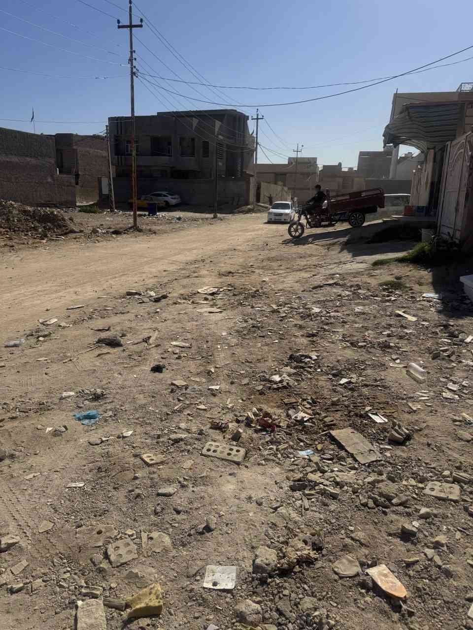 السلام عليكم قطعة ارض للبيع المساحة 220 طابو صرف منطقه ام الهوى الجديده شارع العماره السوده صالون ليل مجاور اسواق الجوهرة السعر 110 وبيها مجال بسيط
الشراي يتصل على هذا الرقم 
***********
