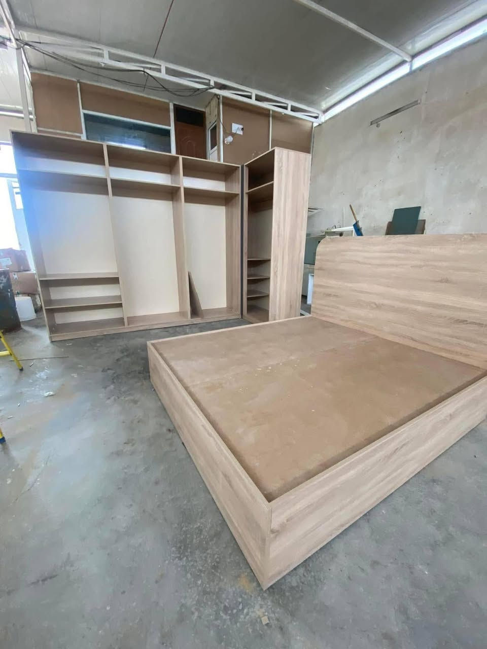 السلام عليكم إلى أصحاب الشركات والمعامل والمعارض للمطابخ 🌹
عملنا تجهيز كابينات مطابخ mdf الخشب تركي 18 ملم كستمونه والظهر 5 ملم وجهين ونعمل فاترينات للصيدليات والكوزمتك وغرف نوم ودسنك روم
با اسعار مناسبه سعر المتر الطولي 75 $ 👉🔥🔥
الاتصال ( ***********) 
مده التسليم من ( 3)إلى (6) أيام
