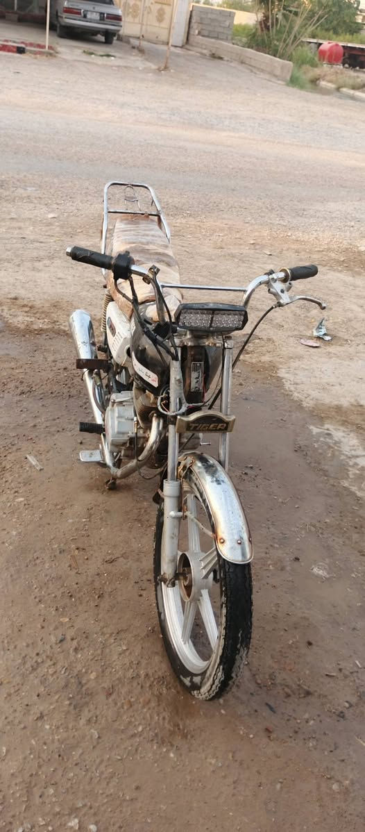 سلام عليكم موطور جني عدل للبيع موديل 16 كلك شغال كلوب هورن سعر 125 أو بي مجال مكان ديالى شهربان جسر مهروت الشراي ينتصل عله هذه الرقم ***********
