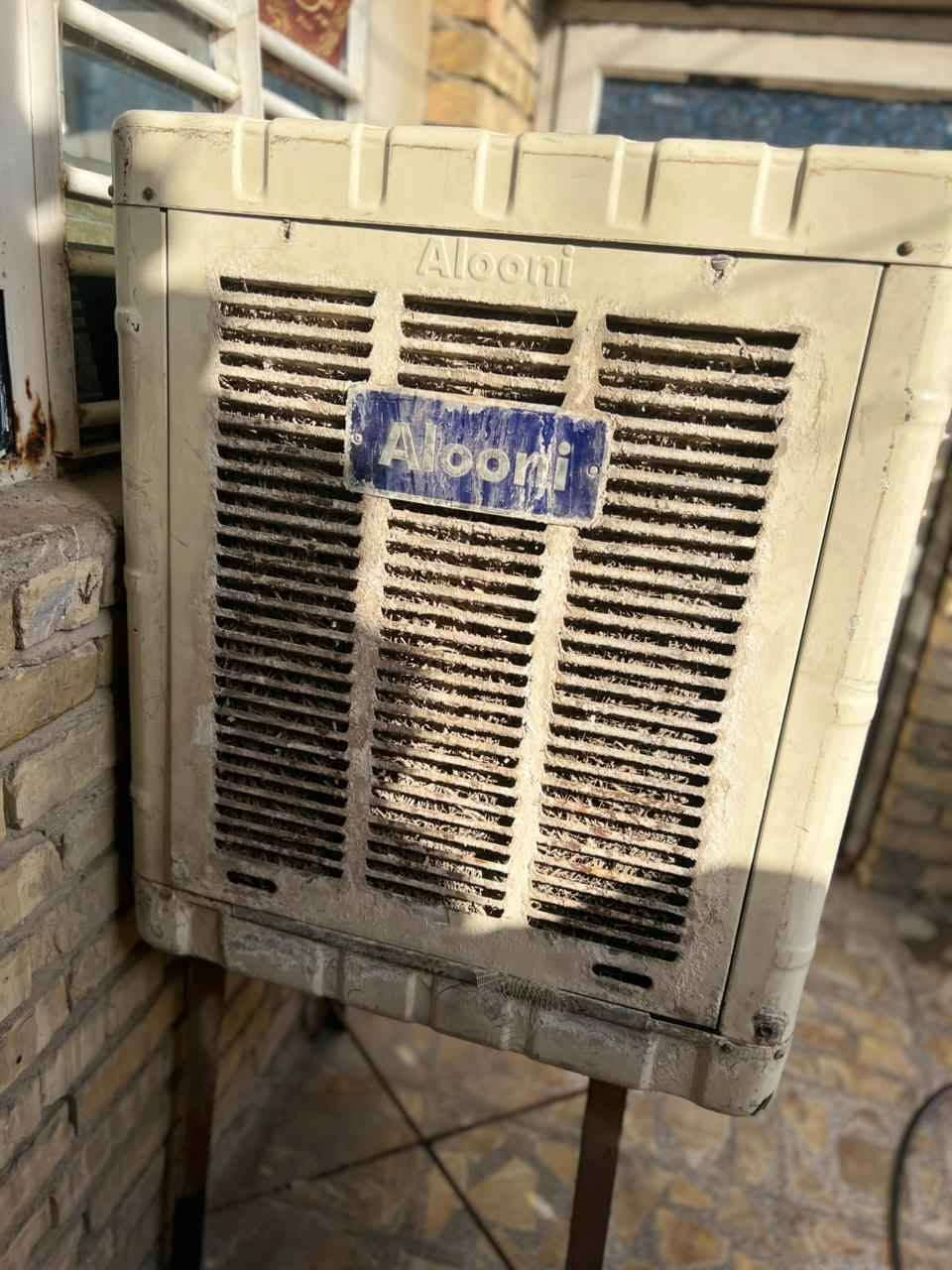 مبرده نضيفه محتاجه غسل فقط حجمها ٢ونص كشرها نضيف حيل نوع الونيا رايديها ب١٠٠ اللي يريدها يتصل علي الرقم ***********  او يتواصل عالفيس مكاني الدوره بغداد, العراق
