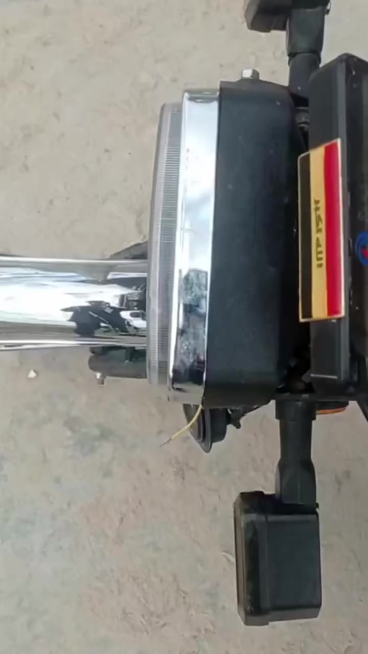 سلام عليكم دراجه للبيع موديل 2024. كفاله عامه اوراق أصولي مكان بغداد نهروان ***********سعره 625
