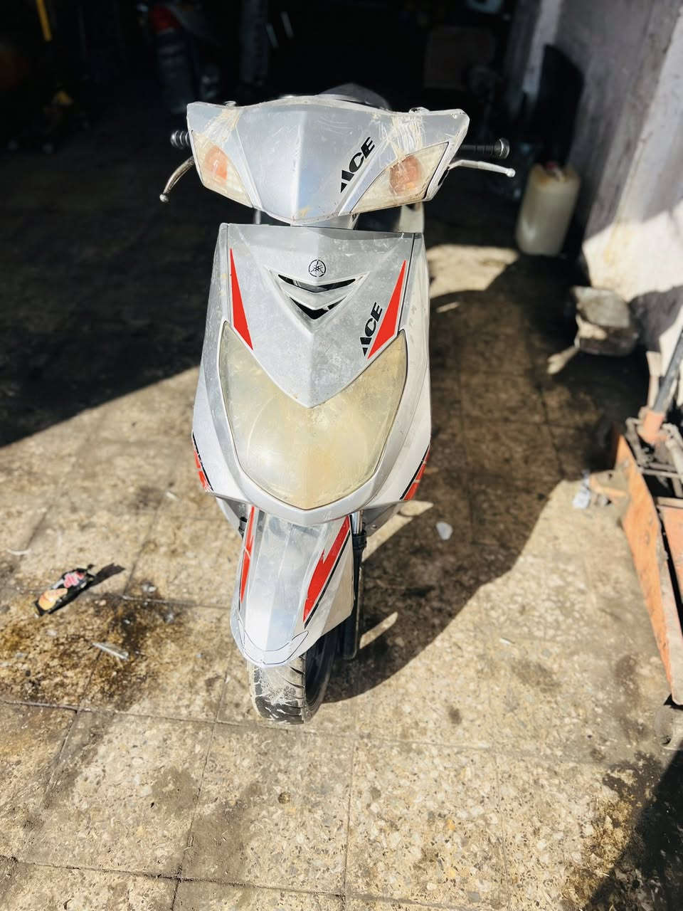 سلام عليكم دراجه سكنس
نوزل دراجه كاطعه نار سعره بل ٢٥٠ بيه مجال 
رقم ***********
