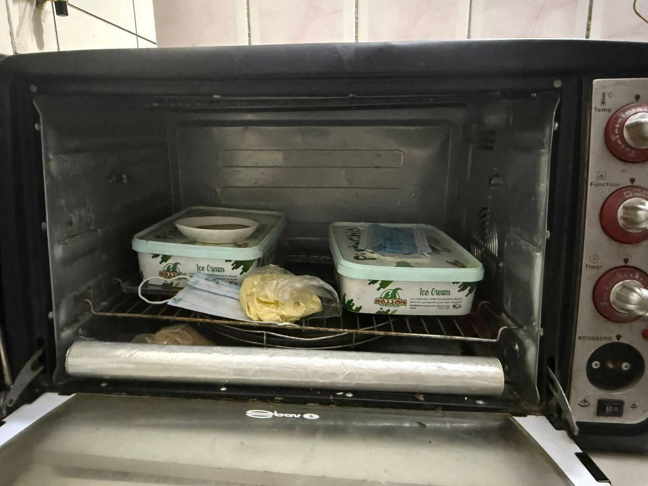 غراض نظيفة للبيع في منطقة حي التراث للاستفسار ***********
