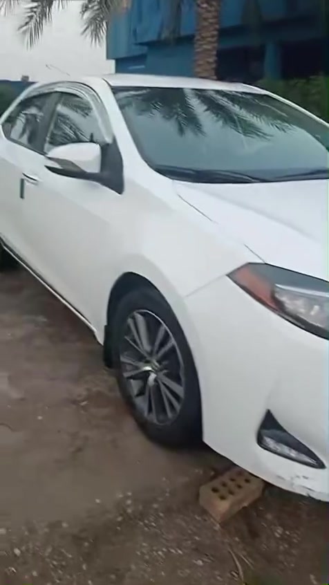 سلام عليكم كورلا للبيع موديل ١٧ رقم ديالى بسمي ماشيه ٩٠لف  سياره جديده على إيدي  ظررها بس قبع جنطه بدون ارباك كير مكينه صدر كشر شاصي كله مكفول عدى قبع جنطه السعر ١٥٠ وبي مجال هذا رقمي ***********
