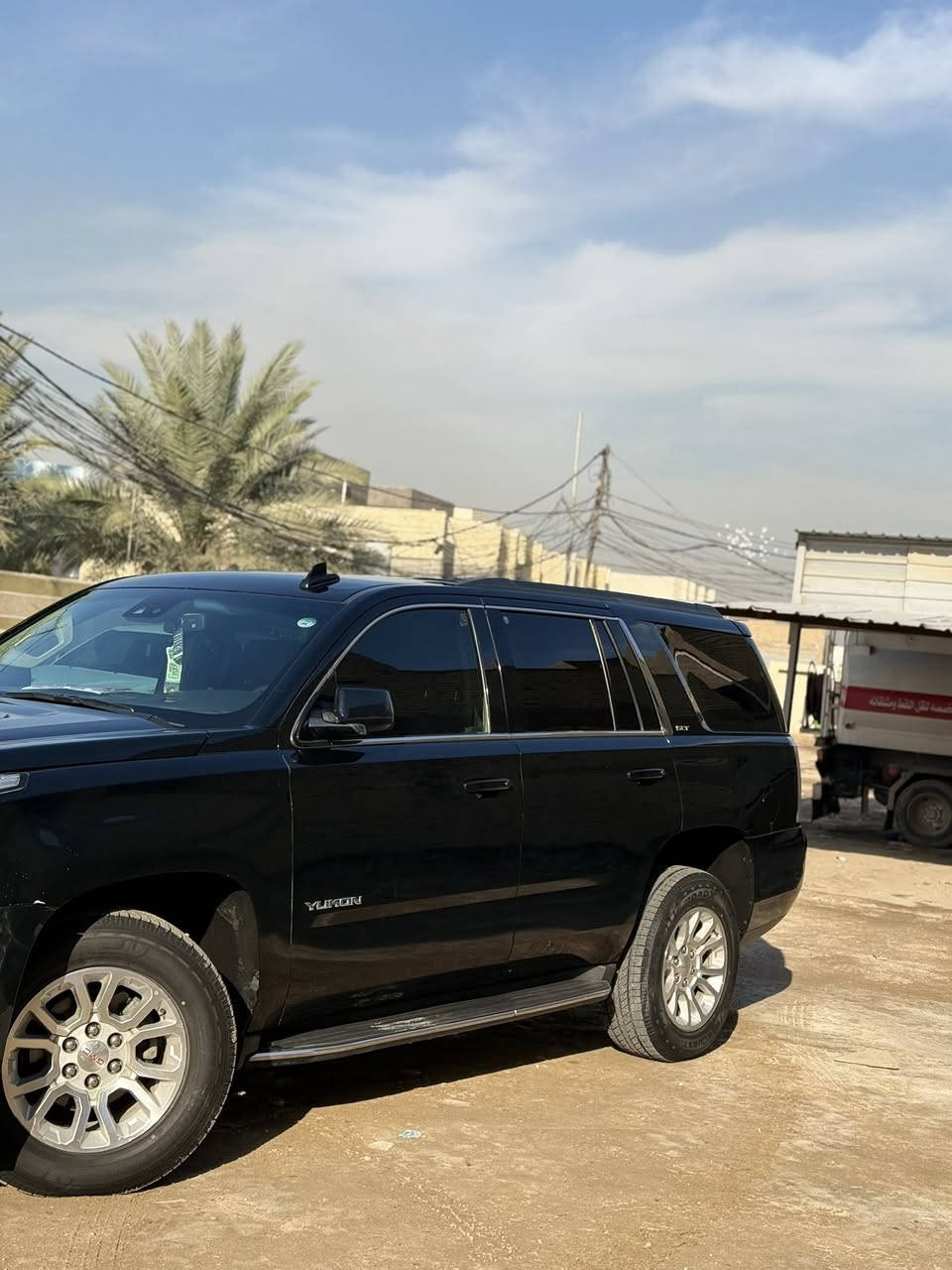 سلام عليكم جمسي 2017وارد امريكم حادث بنيد وچاملغ جهت الصايق بدون دواخل ماشيه 220كم كير ومكينه مكفولات  
اتصال ***********بي واتساب 

سعر 288بيه مجال بصيط للشراي
