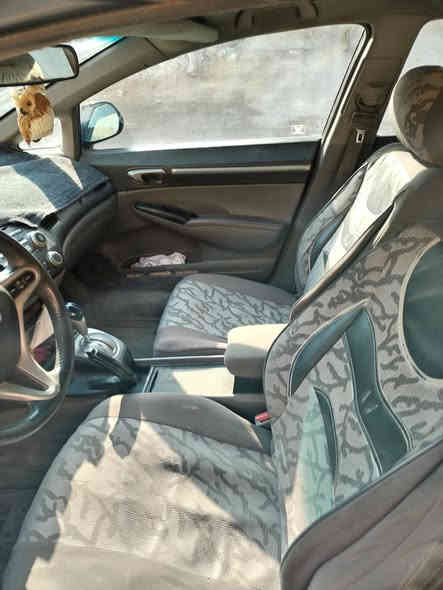 السلام عليكم سياره هوندا سيفك ٢٠٠٩ للبيع  السعر ٦٥  الاستفسار ***********
