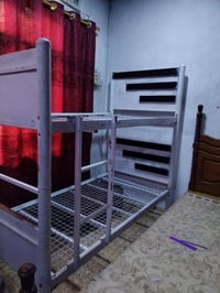 سرير طابقين مال اطفال ما بي أي ضرر سعره ٦٠ وبي مجال للأستفسار ألاتصال ...