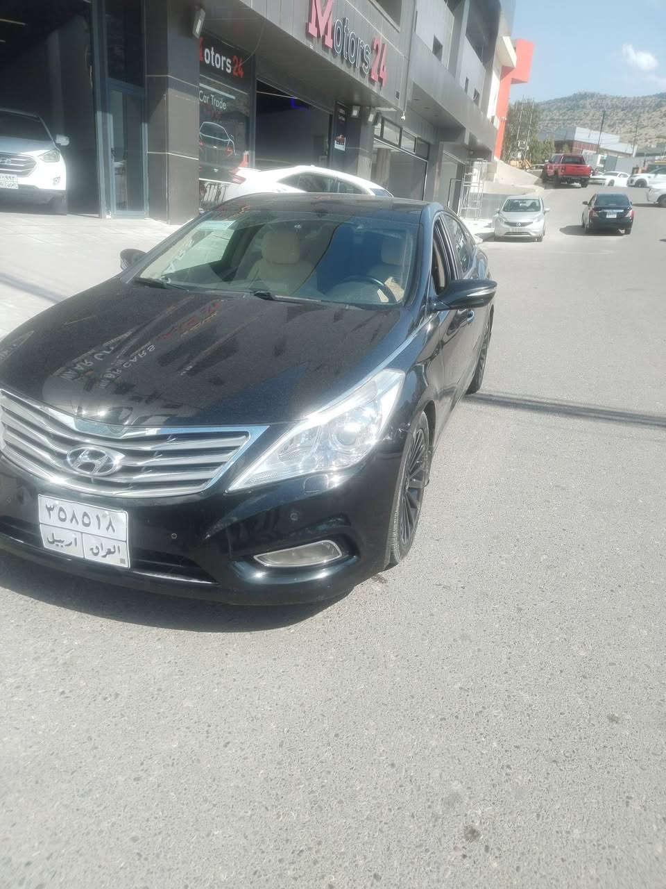 السلام عليكم سيارة ازيره فول فول محرك سته دوش 2014 اتصل واتساب ***********

