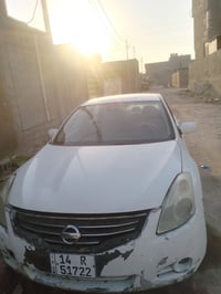 نيسان اولتيمه • ٢٠١٠ • ضربة خلفية