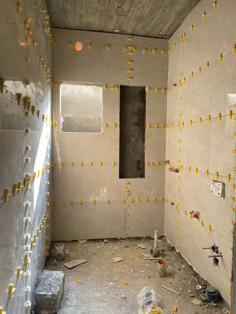 سلام عليكم ورحمه الله وبركاته خلفه سراميك شرط درجه اولى التزام بالعمل شغل مخافه الله  خاص مفتوح مكاني ناصريه تجي الموقع العمل وشوف الشغل بعينك رقمي ***********
