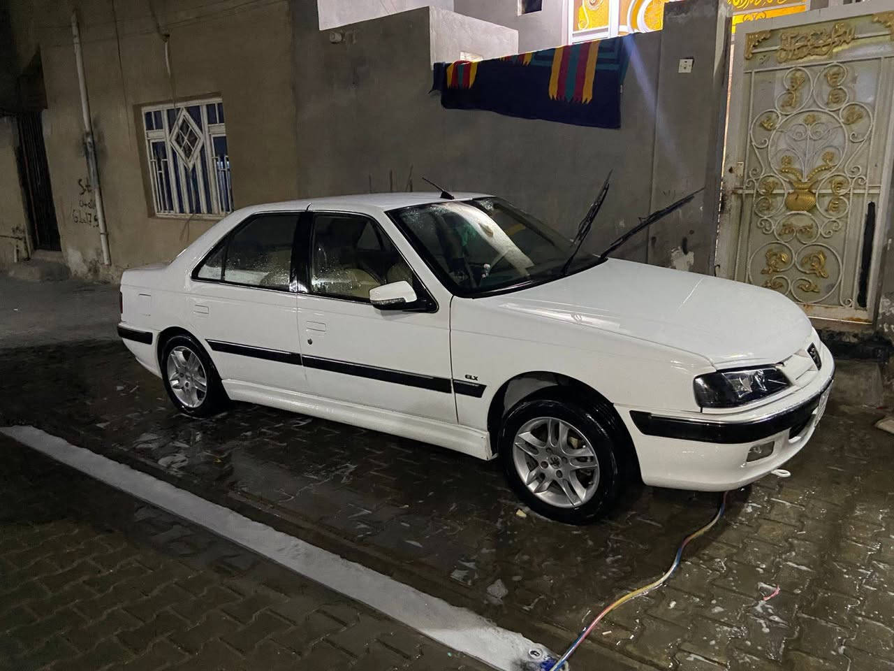 السلام عليكم بيجو 23 سيارة محجوزة باقي سنه او سنه ونص وينفك حجزها سيارة رقم واسط كفاله عامة سيارة مانقصى كلشي حدادية وتخم تاير كير مكينه مكفولات اتواصل ع رقم ***********
