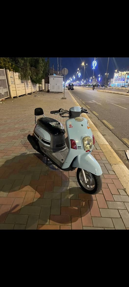 سلام عليكم بوليس للبيع داخله رصاصي دراجه نضيفه وحلوه شلعه ومعدل حلوات شوفت عينك  سعر 750 مكاني كربلاء ***********
