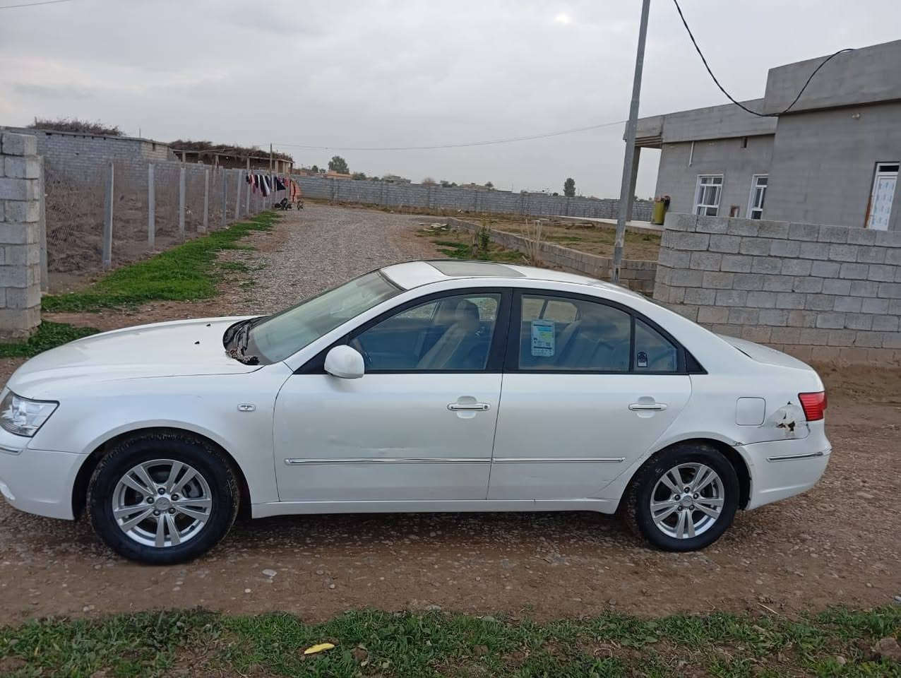 السلام عليكم 
سوناتا گص ادوات 
محرك گير صدر شرط والگشر شوف العين 
السعر 39 وبيها مجال 
***********
مكان السياره الحويجه
