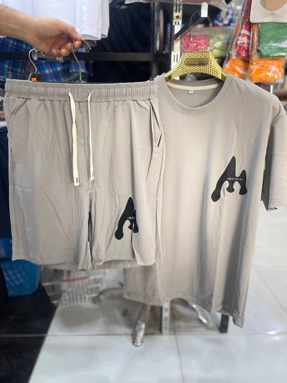 #تراك_رجالي_برمودة_تركي_قطني_نخب_اول 
#السعر٧٠٠٠الاف
متوفر بالفرعين
العنوان النجف بداية شارع المطار القديم السايد واحد من جهة شارع المعمل قرب مخبز المختار مجمع اكرم للالبسة 
عنوان الفرع الثاني شارع المطار القديم قرب جامع القبه الذهبيه او عيادة البراكية للاسنان


**إذا كنت صاحب هذا الإعلان وتريد حذفه لأي سبب، رجاءا أرسل رسالة إلى الدعم الفني**