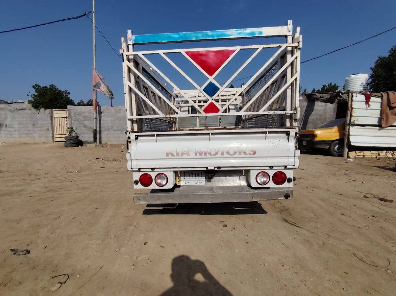 سلام عليكم سيارة للبيع كيه بنكو حمل موديل 2018 
سيارة جاهزة مآل جناي مكفوله كفاله عامه شرط فحص 
مكفول من صبق والضربه والتبديل والخياس والفتح بلادية 
سيارة فول مواصفات احله من الصور 
سيارة ماشيه 90 الف فقط مكينة وكير واكسن مكفولات حداديه جديده 
 تخم تايرات رقم ميسان تحويل مباشر سنويه مجدده لل 2028
مشروع وطني المكان الناصريه أكثر استفسار تصل 
***********
***********
