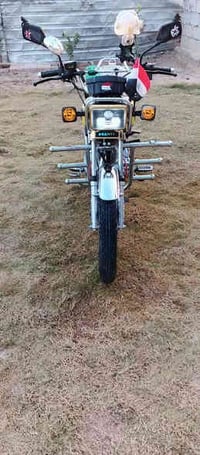 دراجه سيفان للبيع موديل 2025 مكان الدراجه تاجي السعر 850 رقم الهاتف 07...